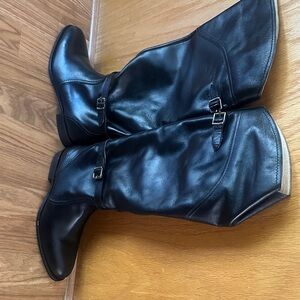 FRYE AND CO. Elegant Black Leather Heeled Boots